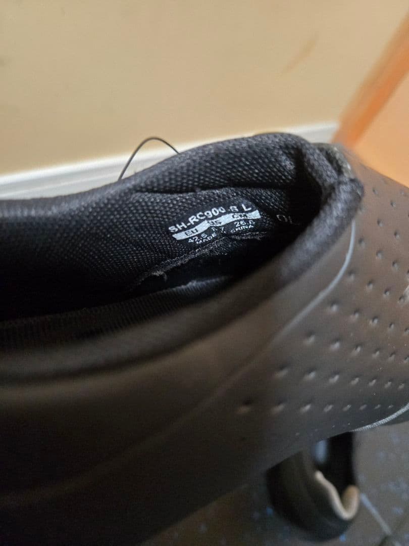 shimano シマノSH-RC9、42.5サイズ（26.8cm）