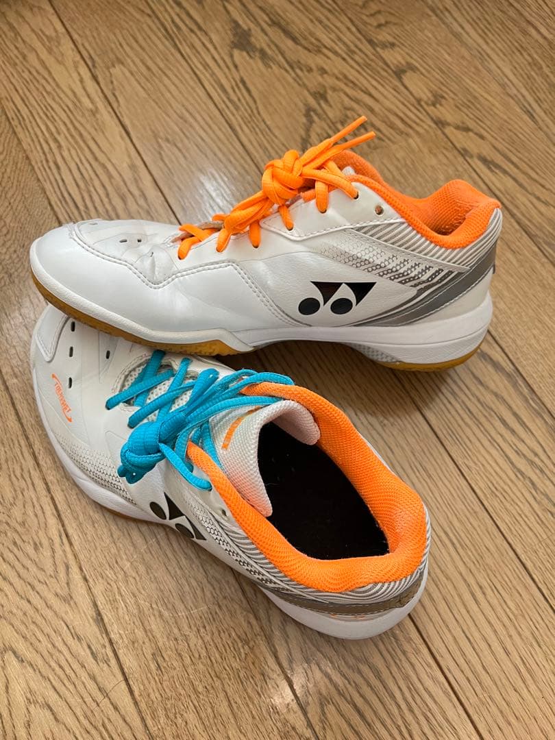 YONEX バドミントンシューズ 24.5cm パワークッション65Zワイド