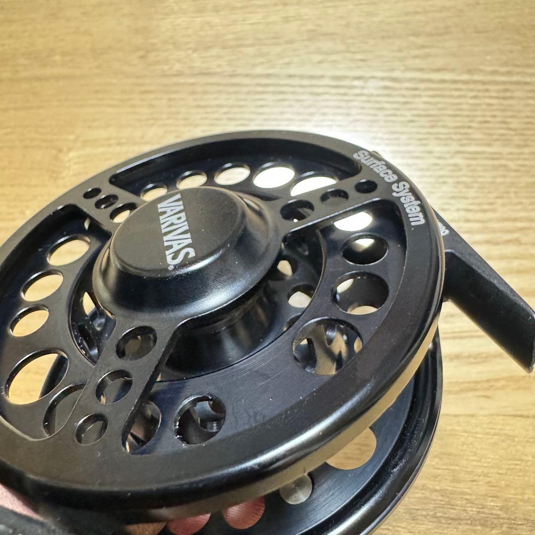 VARIVAS Surface System フライリール ブラック - メルカリ