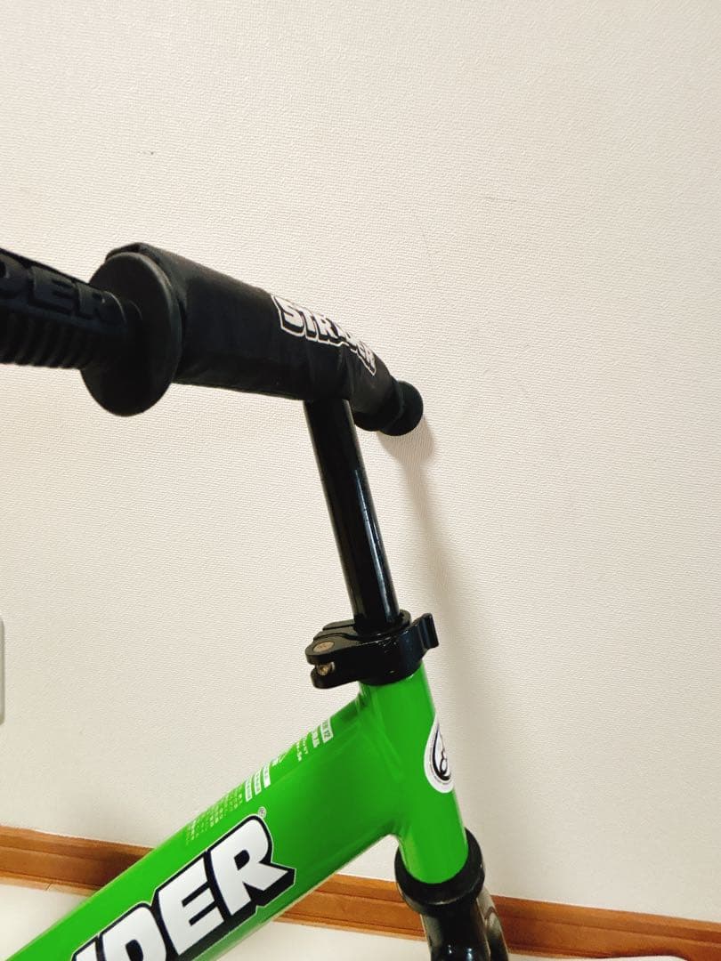 STRIDER 12インチ バランスバイク グリーン 取説、箱あり