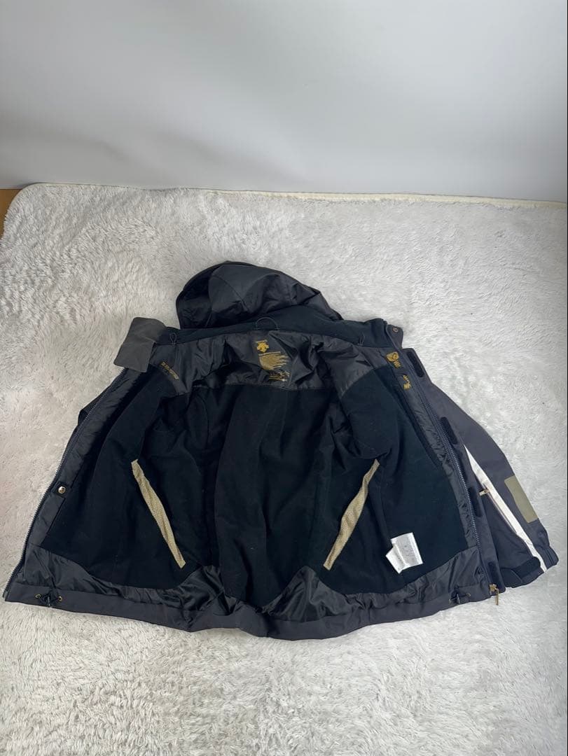 デサント スノーボードウェア セットアップ チタンサーモ スキーウェア