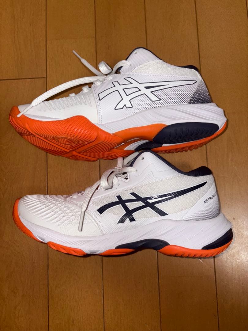 ASICS バレーボールシューズ　23.0cm