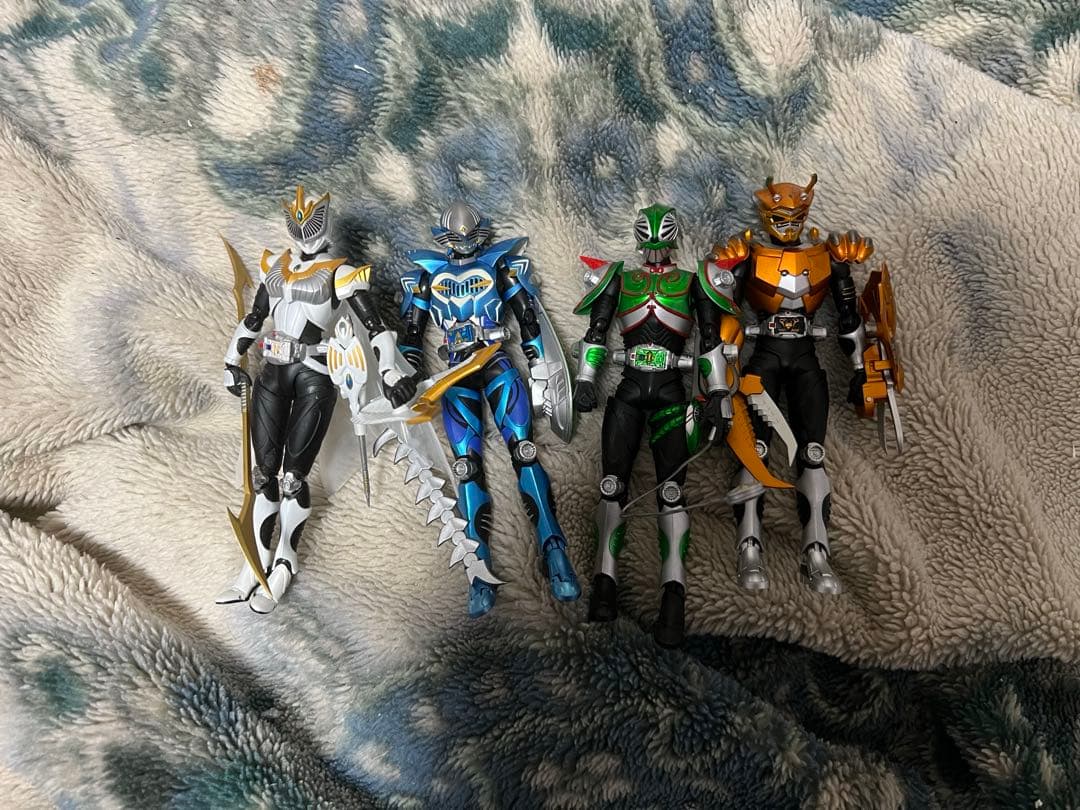 shフィギュアーツ仮面ライダー龍騎全ライダーミラーモンスターセットと