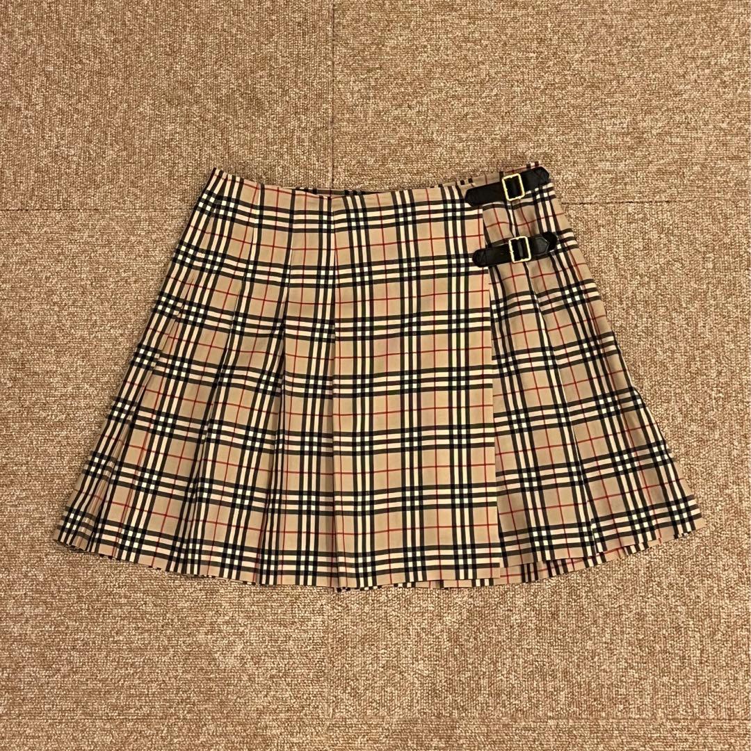 BURBERRY BLUE LABEL バーバリー　ベルト　ミニスカート BURBERRY バーバリー ベルト ミニスカート バーバリーブルーレーベル