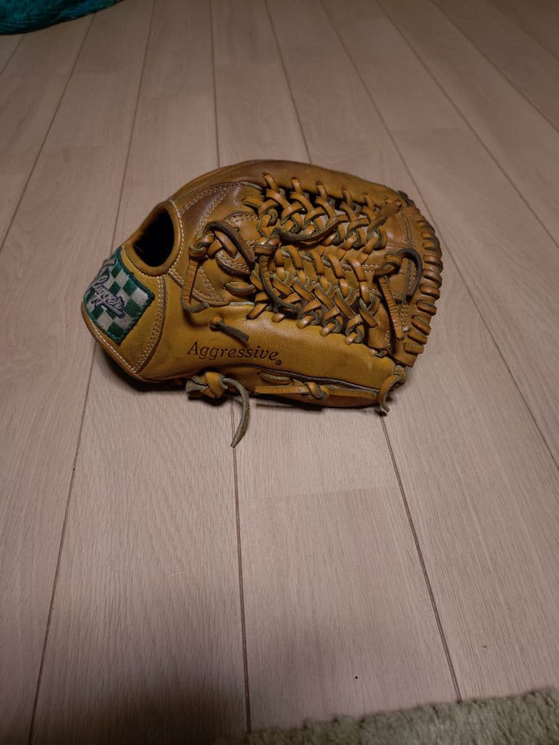 スラッガー軟式グローブ 内野手用 KSN-J6V