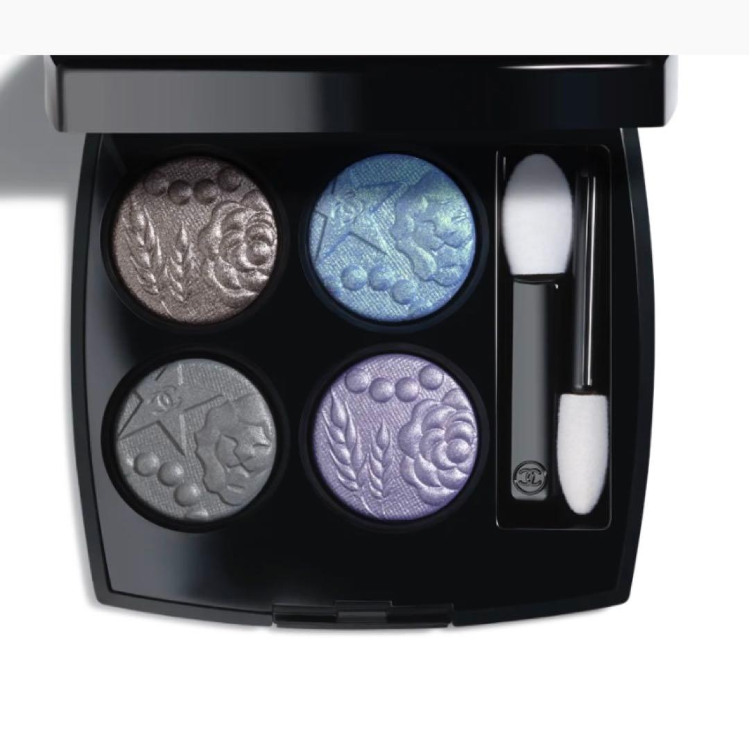 CHANEL クリスマスコフレ2025 アイシャドウパレット CHANEL www