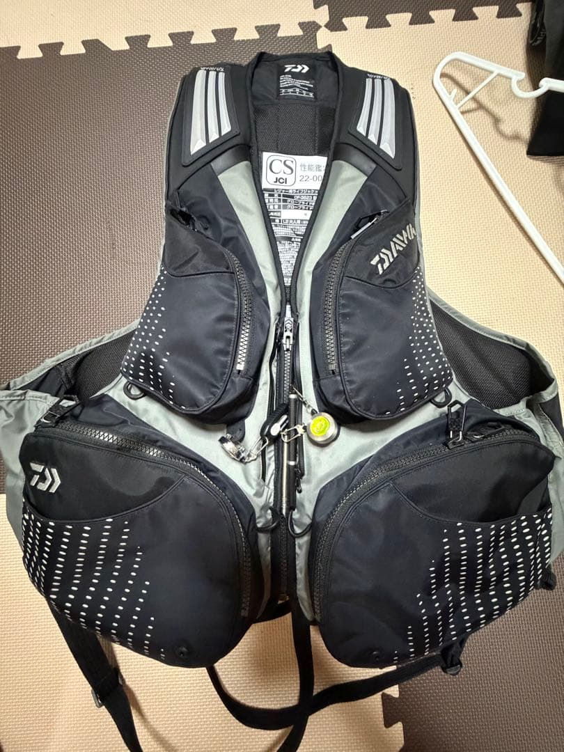 Daiwa ライフジャケット ブラック/グレー ダイワ ライフジャケット DF-6224 フロートゲームベスト トープ DAIWA