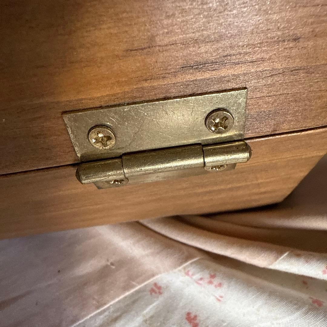 ハートローズ ブレッドボックスス ブラウン ハート型のガラスフレンチ