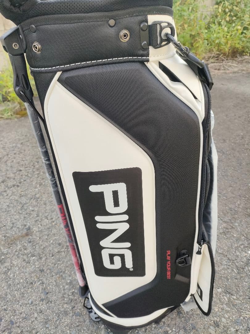 新品希少！PING スタンドキャディバッグ ホワイト/ブラック 定価55000