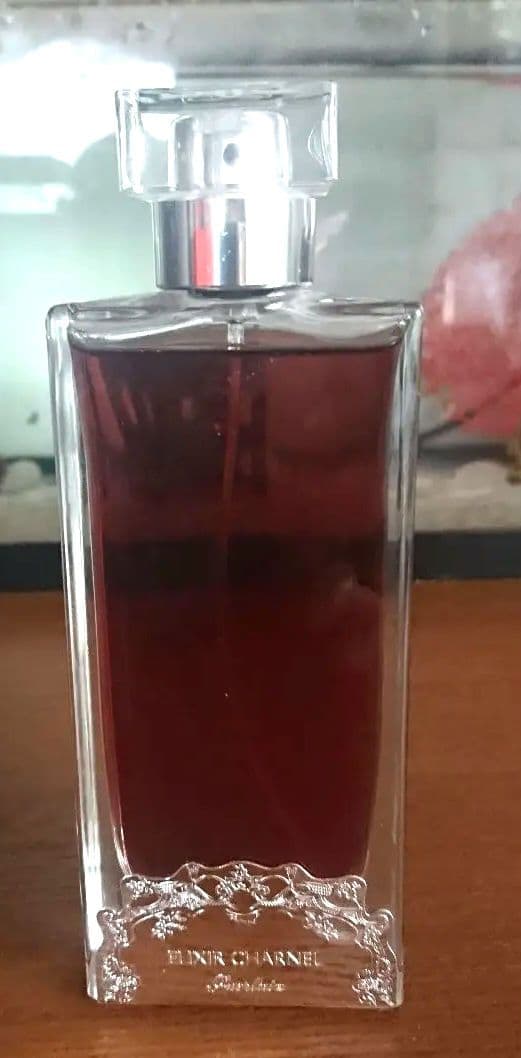 GUERLAIN グルマン コキャン 廃盤 イチゴ チョコレート　激 レア 試してみた】グルマン コキャン GUERLAINのリアルな口コミ・レビュー