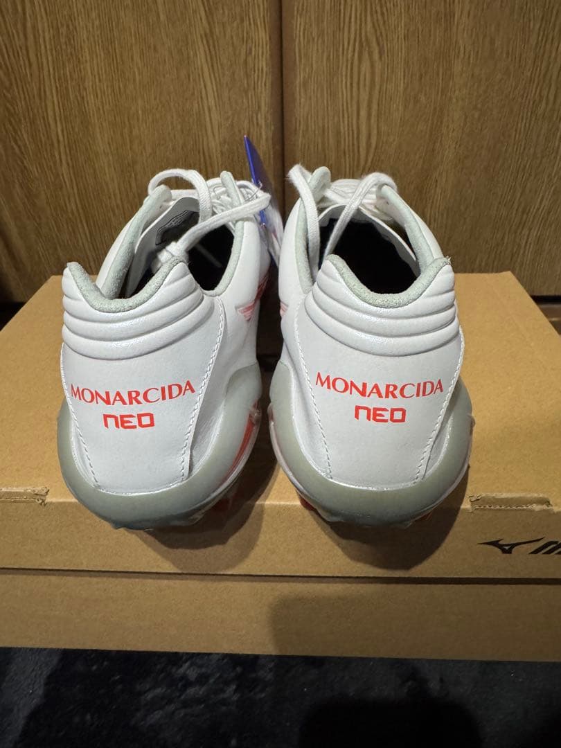 ミズノ　サッカースパイク　モナルシーダ　ネオ3 エリート　28.5cm