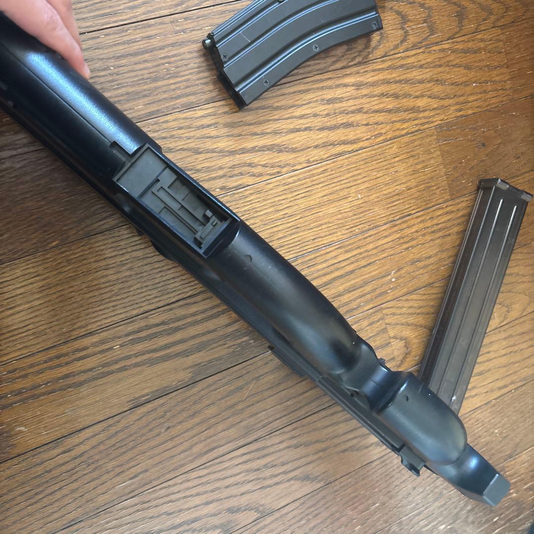 東京マルイ P90 電動ガン ブラック 動作確認済み マガジン付