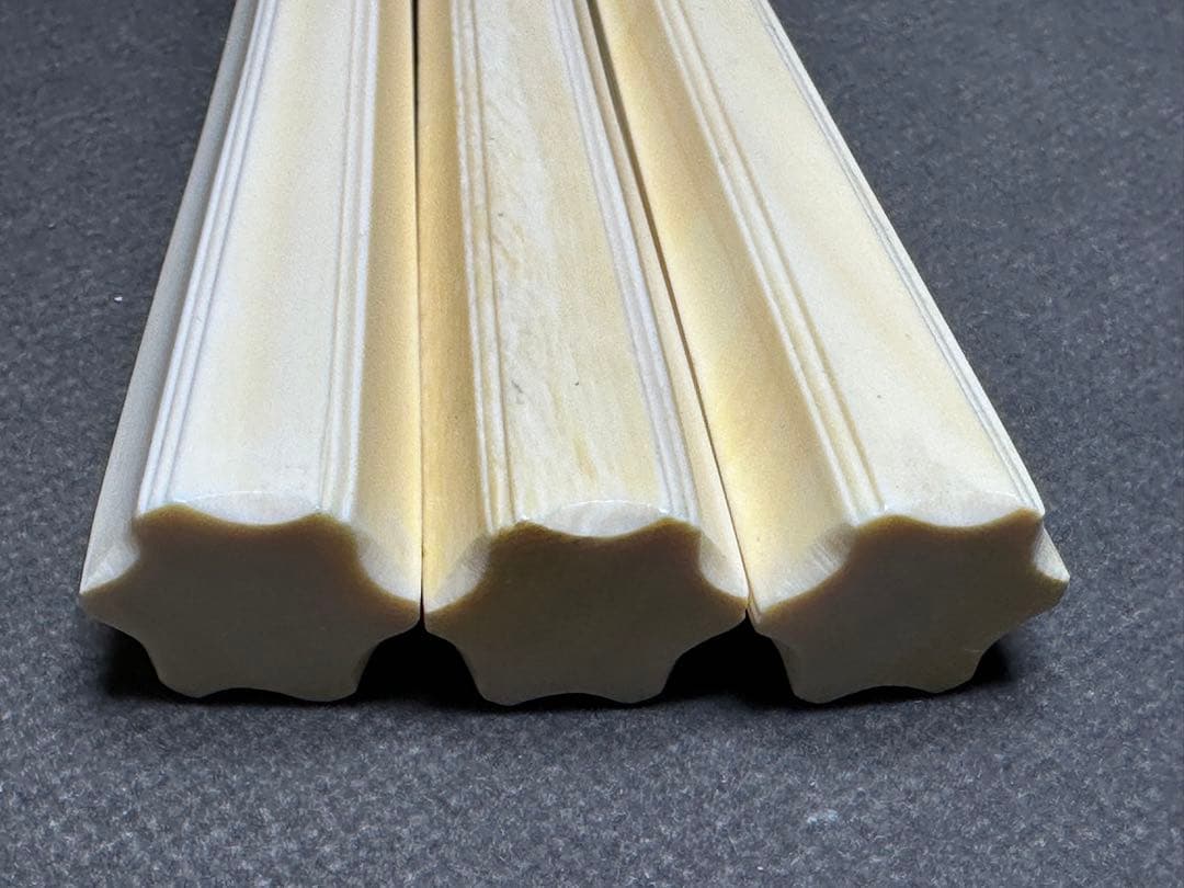 三味線 天然素材 糸巻き 和楽器 弦楽器 民謡 細密細工 アンティーク