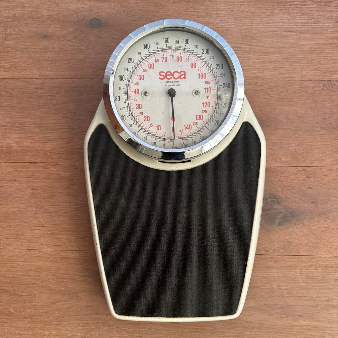 seca アナログ体重計 ドイツ製　ヴィンテージ ドイツ製<br>アンティーク<br>体重計 | アンティーク山本商店
