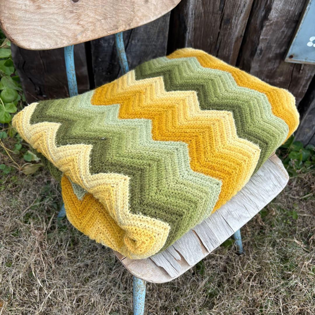 USA vintage】グラニーブランケット ギザギザ 膝掛け ラグ