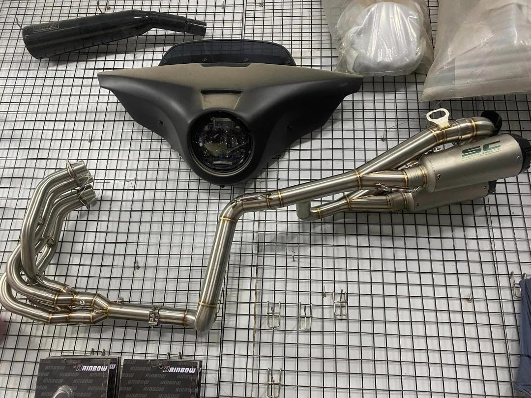 ZX4R/ZX25R フルエキゾースト テールアップ 2本出しマフラー - メルカリ