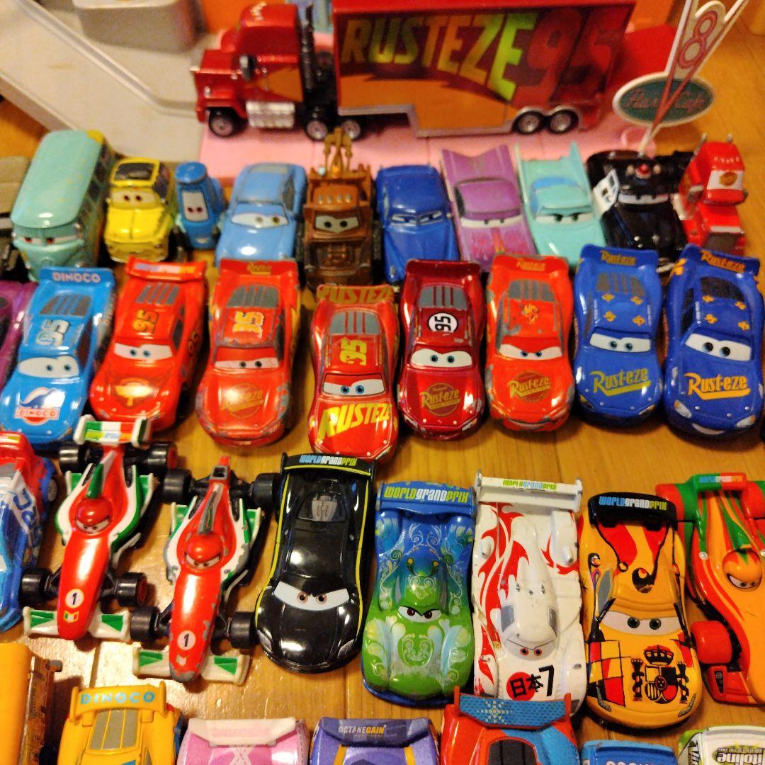 カーズ ディズニー トミカ等 セット47台 ラジエータースプリングス