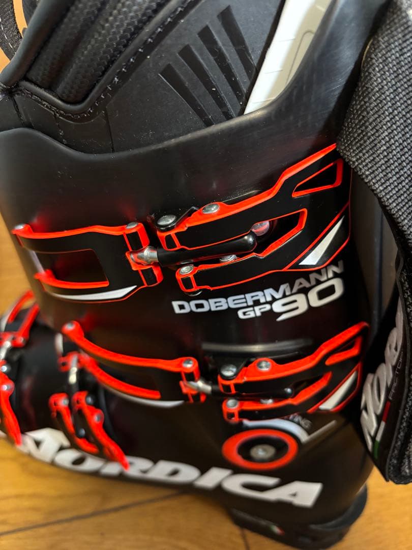 Nordica DOBERMANN GP90 25.5cm おまけあり