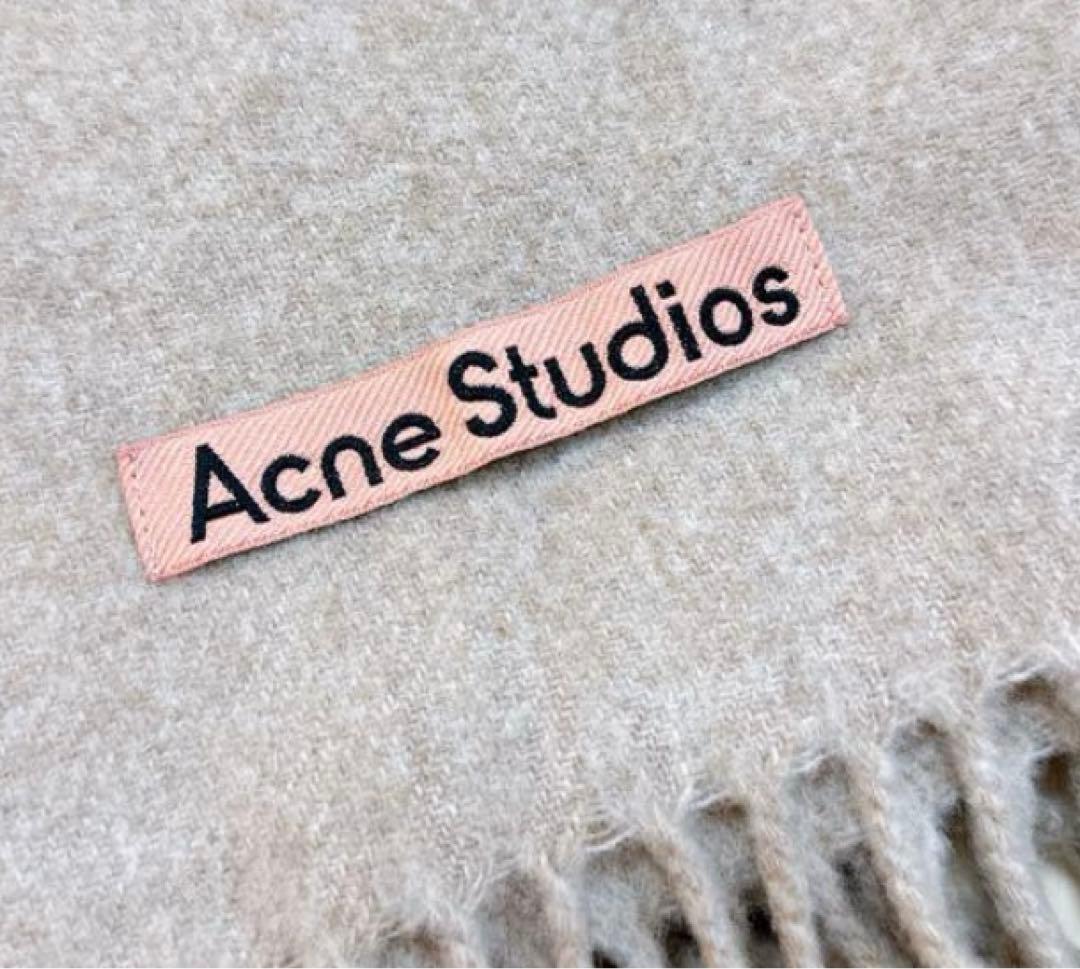 acne studious アクネストゥディオズ マフラー オートミール - メルカリ