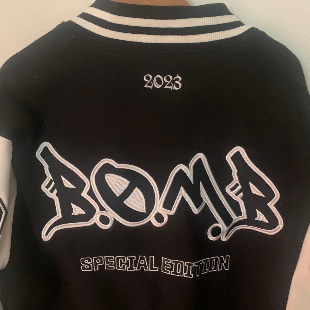 TREASURE B.O.M.B スタジャン Mサイズ 2回着用 トレジャー - メルカリ