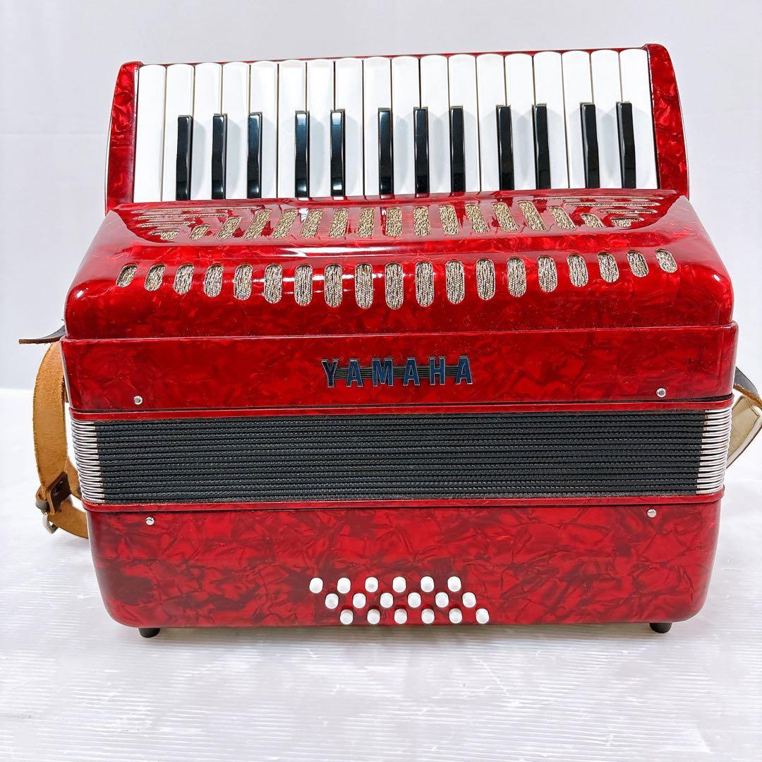 美品】YAMAHA ヤマハ 32鍵盤 アコーディオン 8905 ケース付き