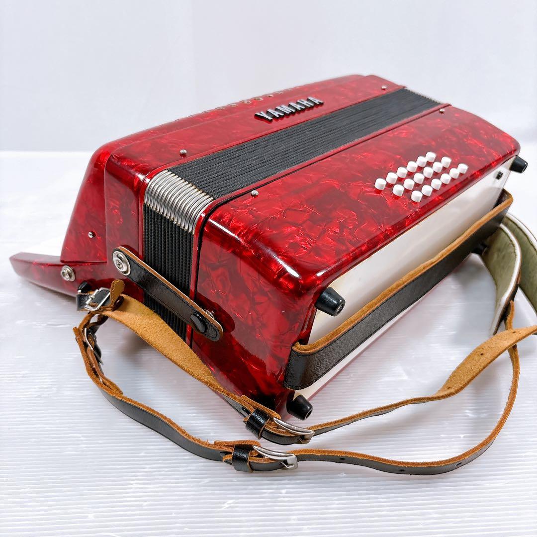 美品】YAMAHA ヤマハ 32鍵盤 アコーディオン 8905 ケース付き