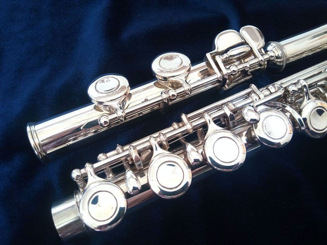 ♢最終価格♢ほぼ未使用♢後期モデル♢リップ銀♢ヤマハフルート