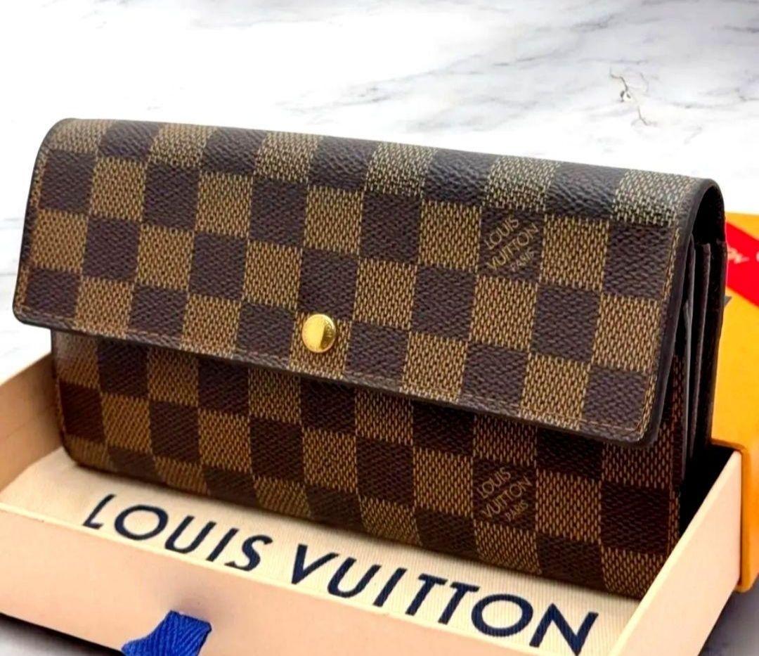 し*ん様 ☆極美品大人気本物鑑定済ルイヴィトンダミエ ♡様 ☆極美品大人気本物鑑定済ルイヴィトンダミエ四連キーケース