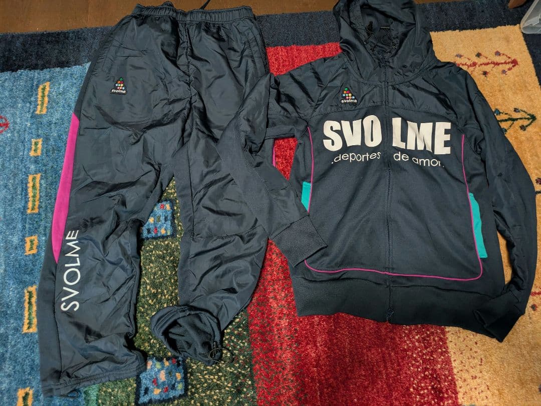 SVOLMEスボルメフード付きジャージ上下セットMサッカーフットサルネイビー SVOLME（スボルメ） チーム中綿ウォーマートップ&パンツ 大人用