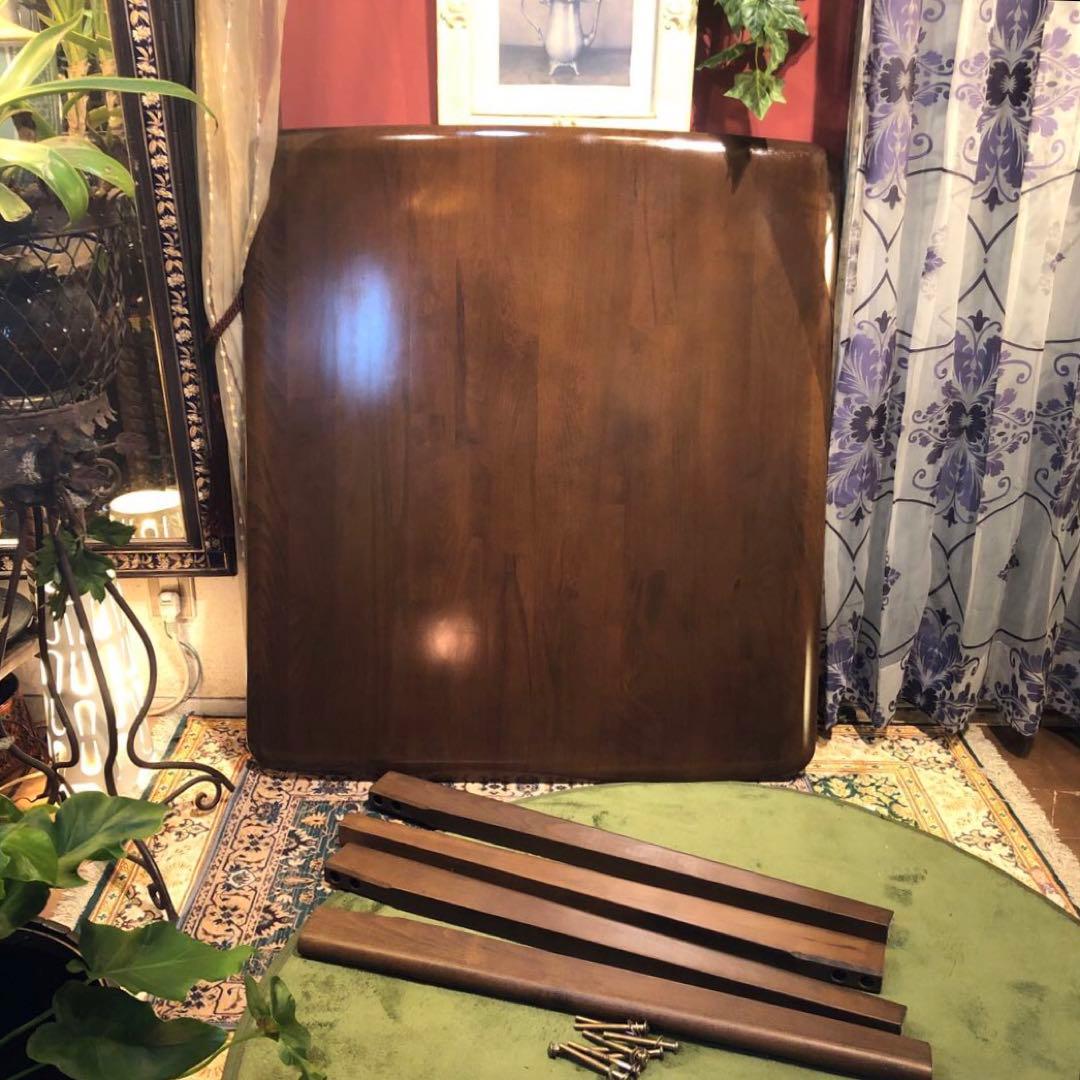 美品ダークアルダーソリッドテーパードレッグダイニングテーブル