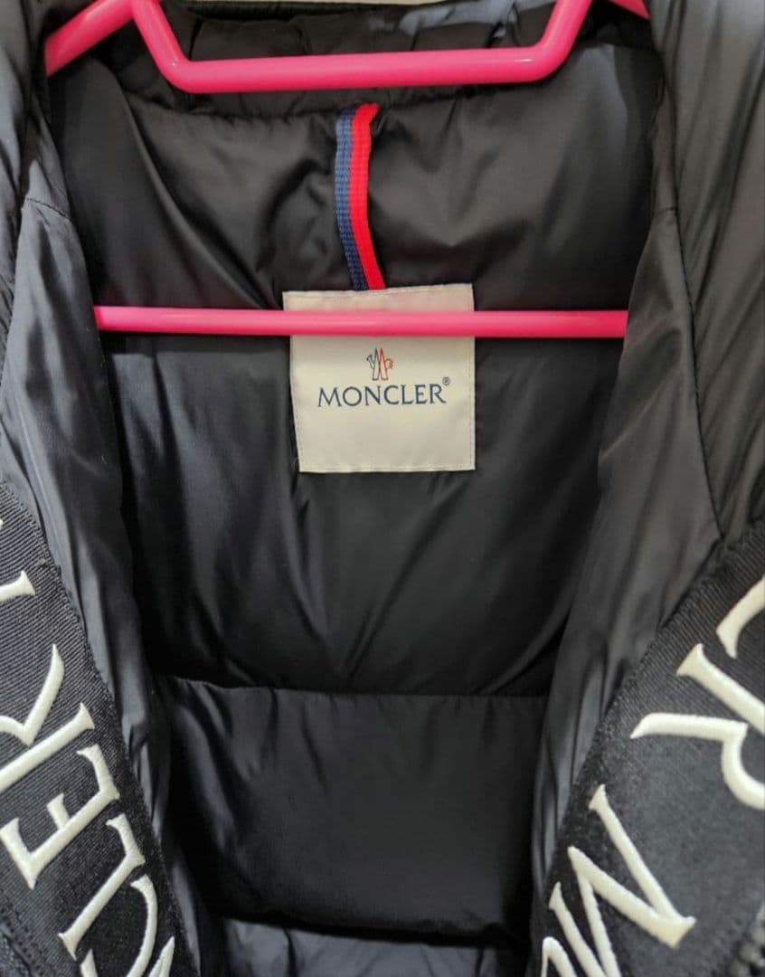 Montcla 【酒場亭さん専用】MONCLER MONTCLA ショートダウンジャケット