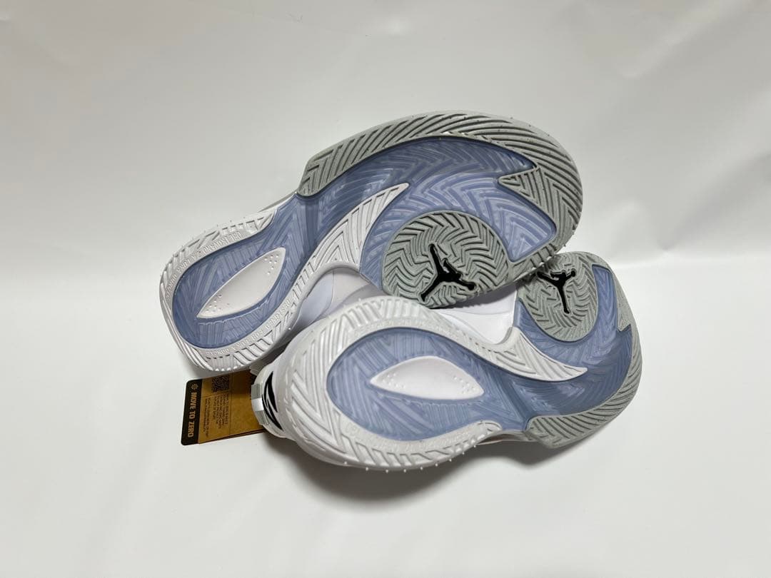 【未使用】ルカ3 TB PF ジョーダン　25.5cm