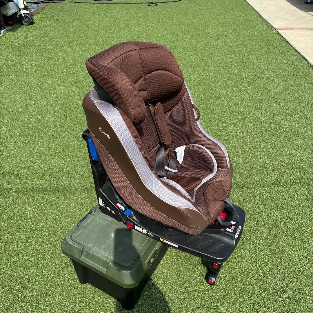 Aprica クルリラ ISOFIX チャイルドシート ブラウン クルリラ プラス 360°セーフティー | ベビーカー・チャイルドシートの