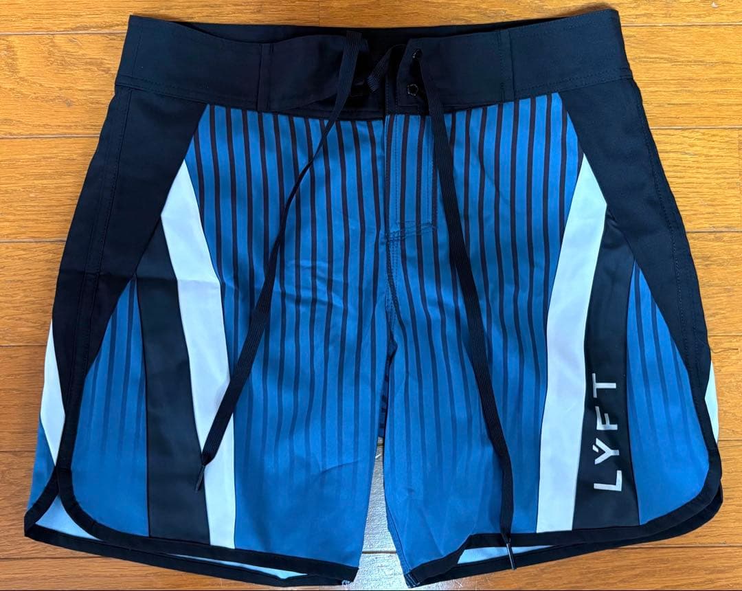 LYFT リフト サーフパンツ カネキンモデル ステージショーツ XS - メルカリ