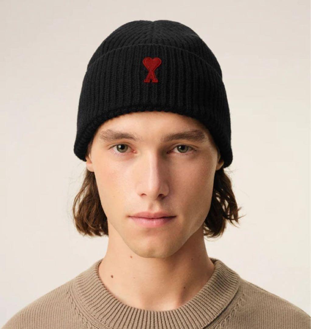 アミパリス Ami Parisリブ編み 黒 ニット帽 赤いハート刺繍 - メルカリ