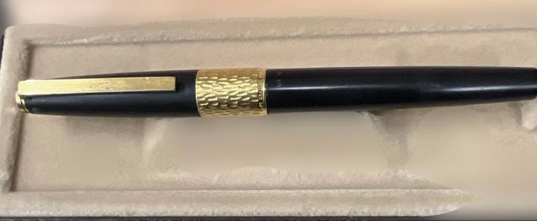 大幅値下げ‼️PILOT GRANDEEゴールド装飾付高級万年筆 18K大型ペン先 楽天市場】PILOT パイロット 万年筆 グランセ 金ペン ダークブルー