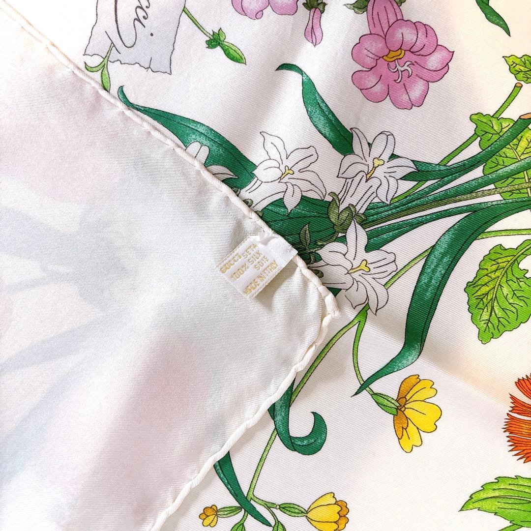 美品】GUCCHI グッチ イタリア製 花柄シルクスカーフ ヴィンテージ タグ