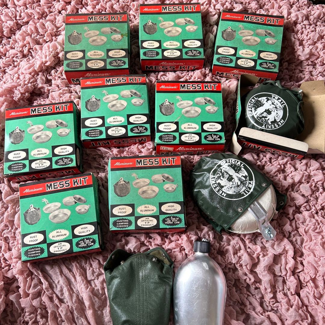 当時物　アルミニウム　MESSKIT 10個＋ボトル 当時物 アルミニウム MESSKIT 10個＋ボトル