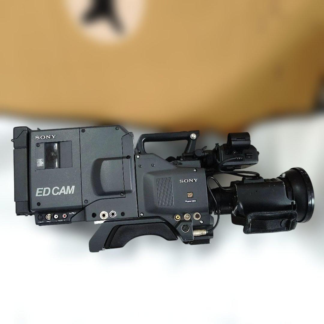 SONY DXC-D30 EDW-75 13倍レンズEDベータ業務用カメラセット 4K 2/3型イメージセンサー搭載の新開発3板式カメラシステムを採用した