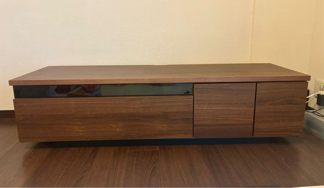 LOWYAウォールナット テレビ台 引き出し付き 日本製 テレビ台 フラップ扉 収納付き 木脚[幅179.6] | 【公式】LOWYA