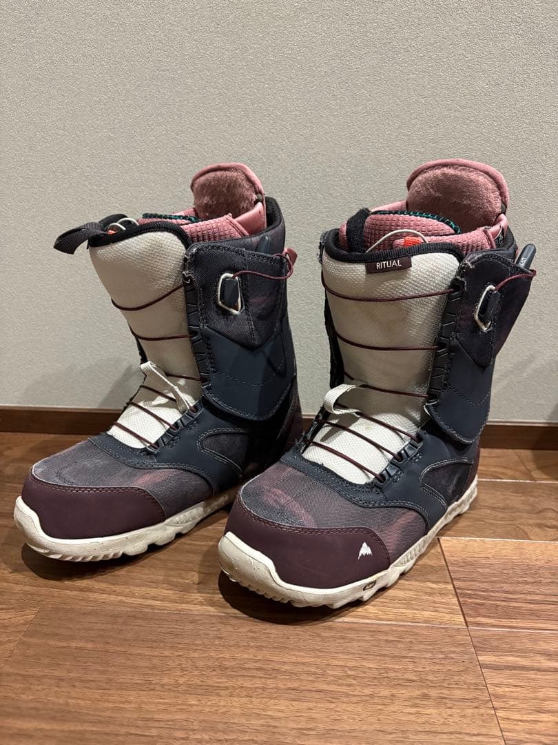 BURTON RITUAL スノーボードブーツ 24センチ Women's Burton Ritual Snowboard Boot | Burton.com Winter 2022 US