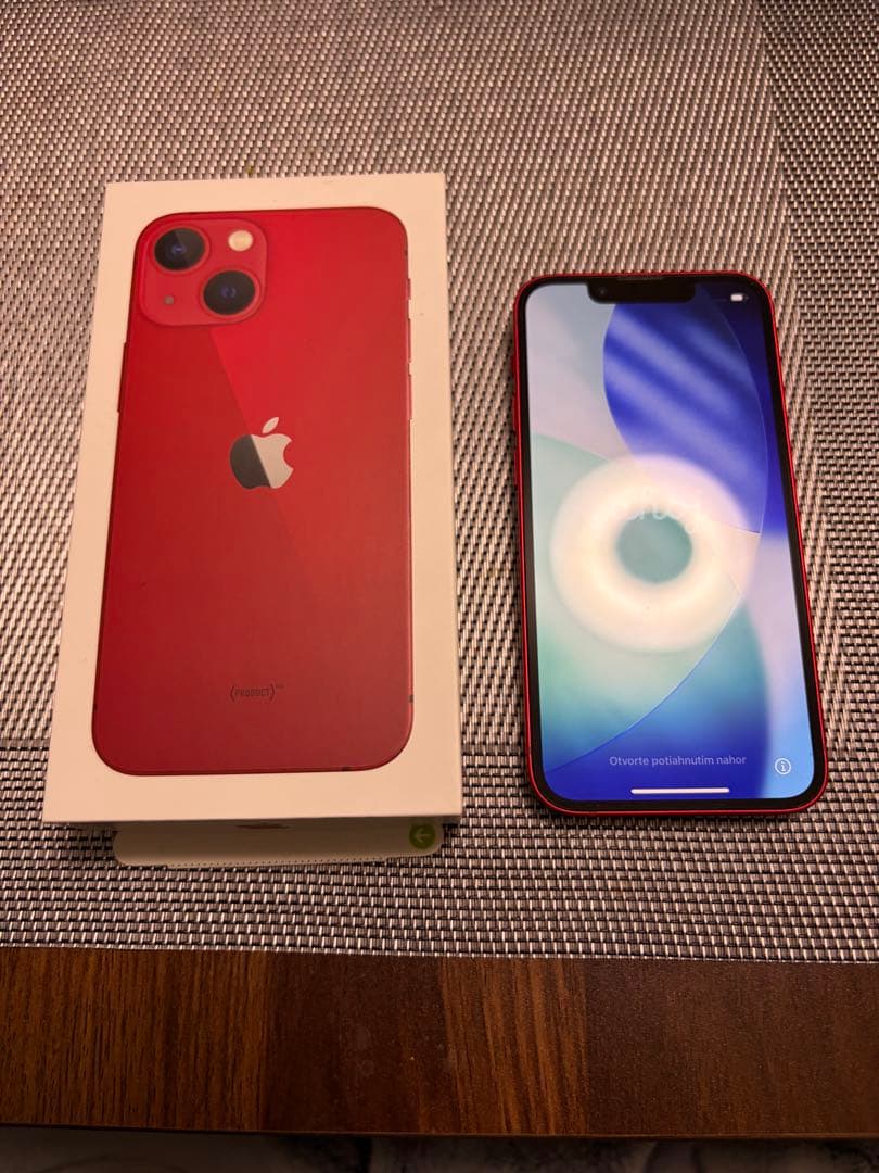 Apple iPhone 13 Product Red 本体 - メルカリ