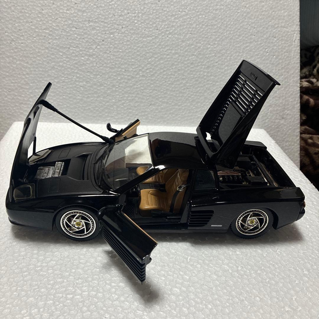 フェラーリ F512M (テスタロッサ)1/18ダイキャストミニカー ブラック