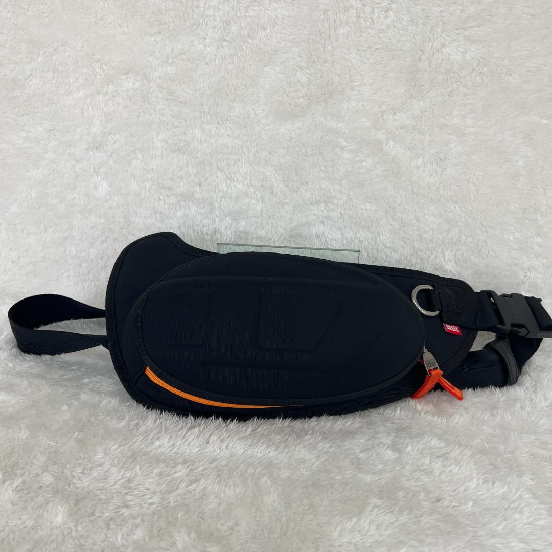 《クール》DIESEL ディーゼル CROSSBODY ボディバッグ 黒