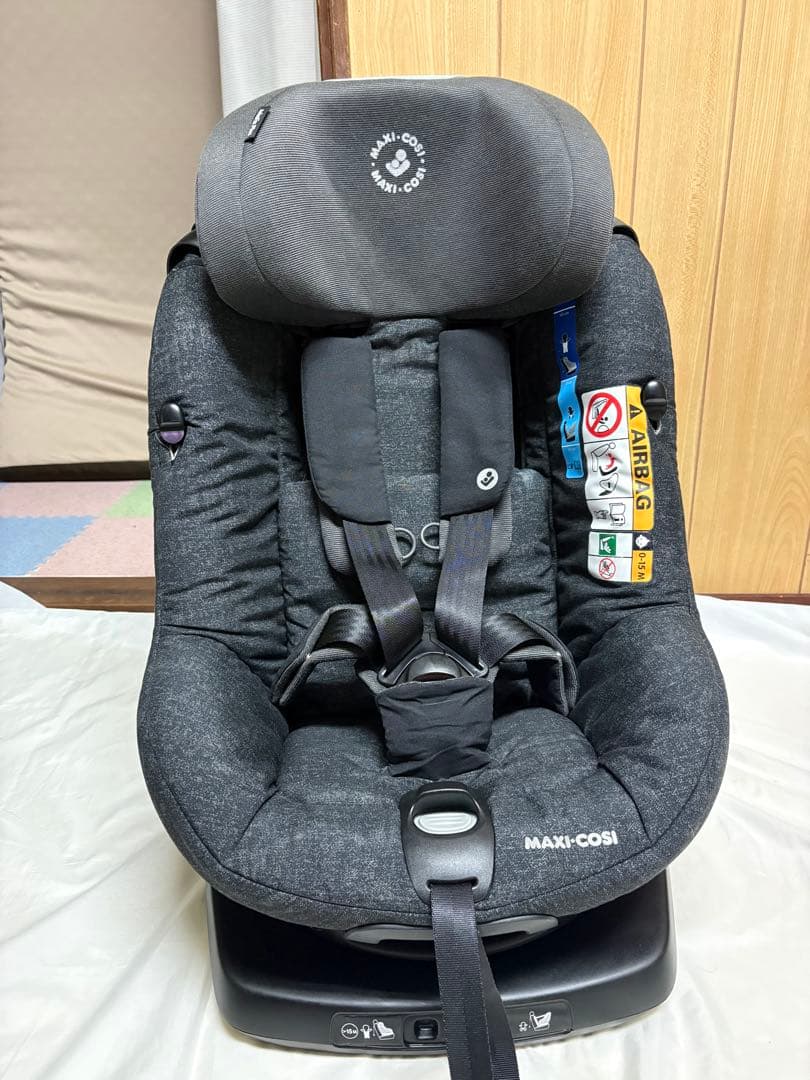 マキシコシ アクシスフィックス プラス isofix チャイルドシート