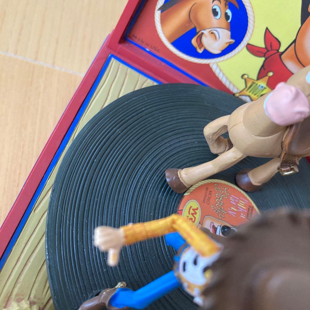 トイストーリーストーリーコレクション アクセサリー入れ ウッディの