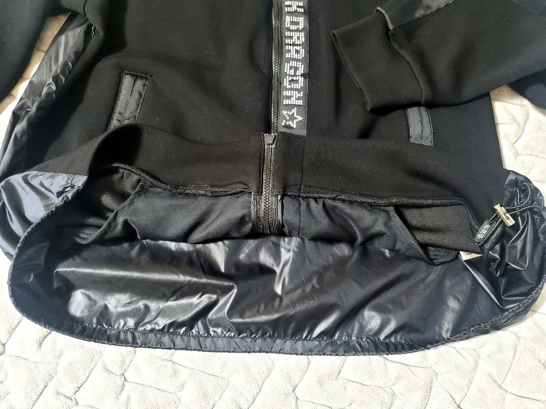 本日最終特価！DANCE WITH DRAGON ジップアップ ゴルフウェア