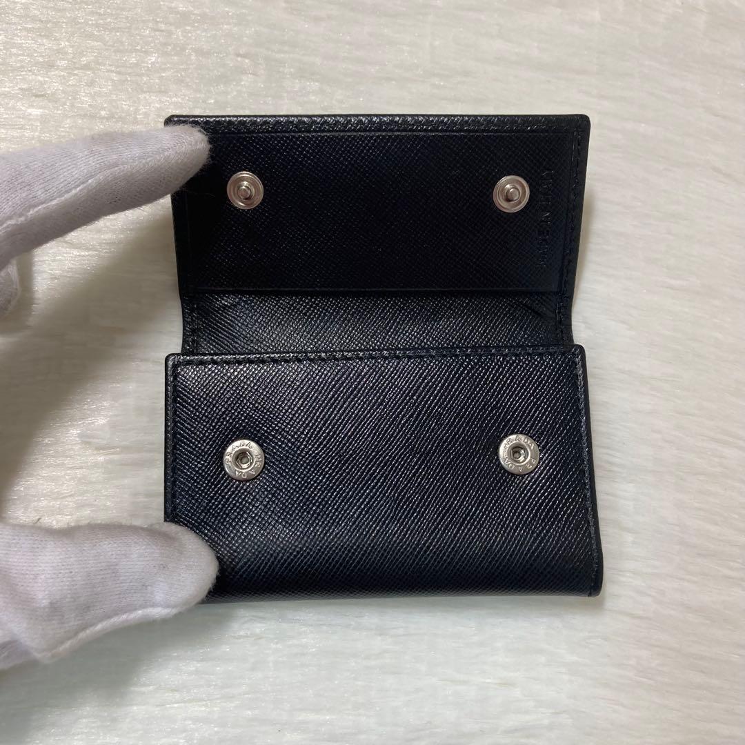 即完売 美品 PRADA プラダ 6連キーケース 鍵 レザー サフィアーノ 黒