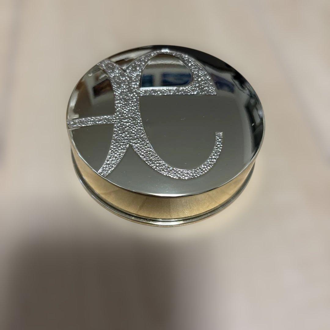 エレガンス ラ プードル オートニュアンス リクスィーズ V ゴージャス 27g ラ プードル オートニュアンス リクスィーズ｜フェイスパウダー｜商品