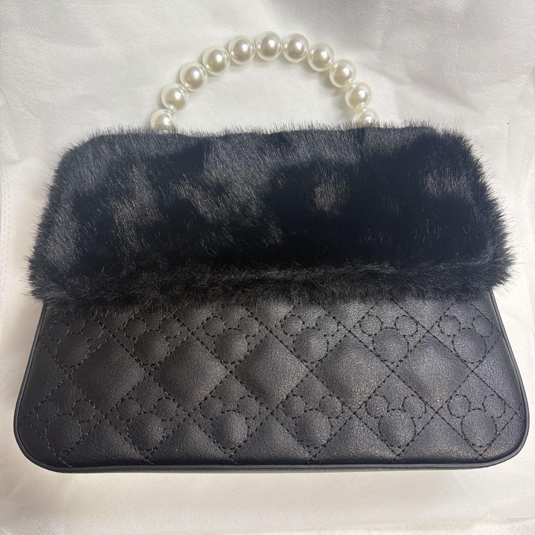 Areeam ミッキー/ファー付きキルティングバッグ　ブラック ミッキー/ファー付きキルティングバッグ/Areeam（アリーム）の